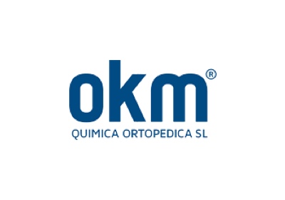Logotip de OKM, empresa de solucions per a l'ortopèdia